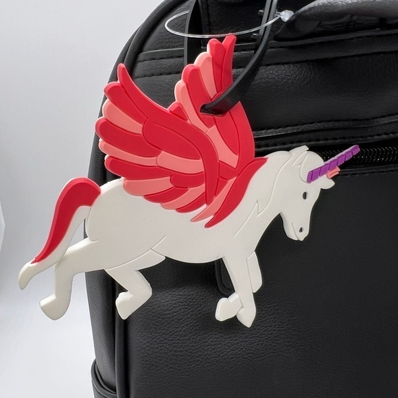 LUV BETSEY BALLERINA FAIRY BACKPACK WITH KEYCHAIN AND LUGGAGE TAG - Picture 10 of 16